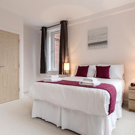 Roomspace Serviced Apartments - Nouvelle House Сътън Екстериор снимка